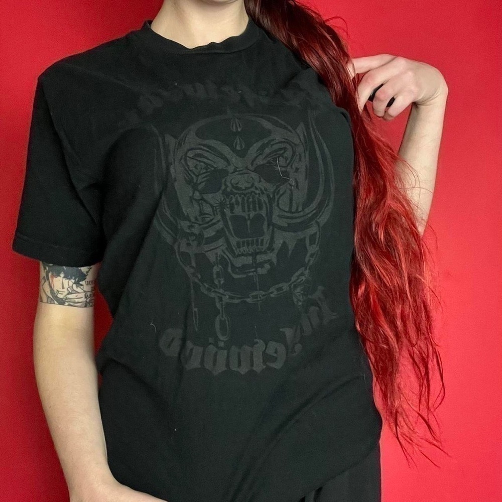 Black knock off Motörhead tee shirt 🤍🖤